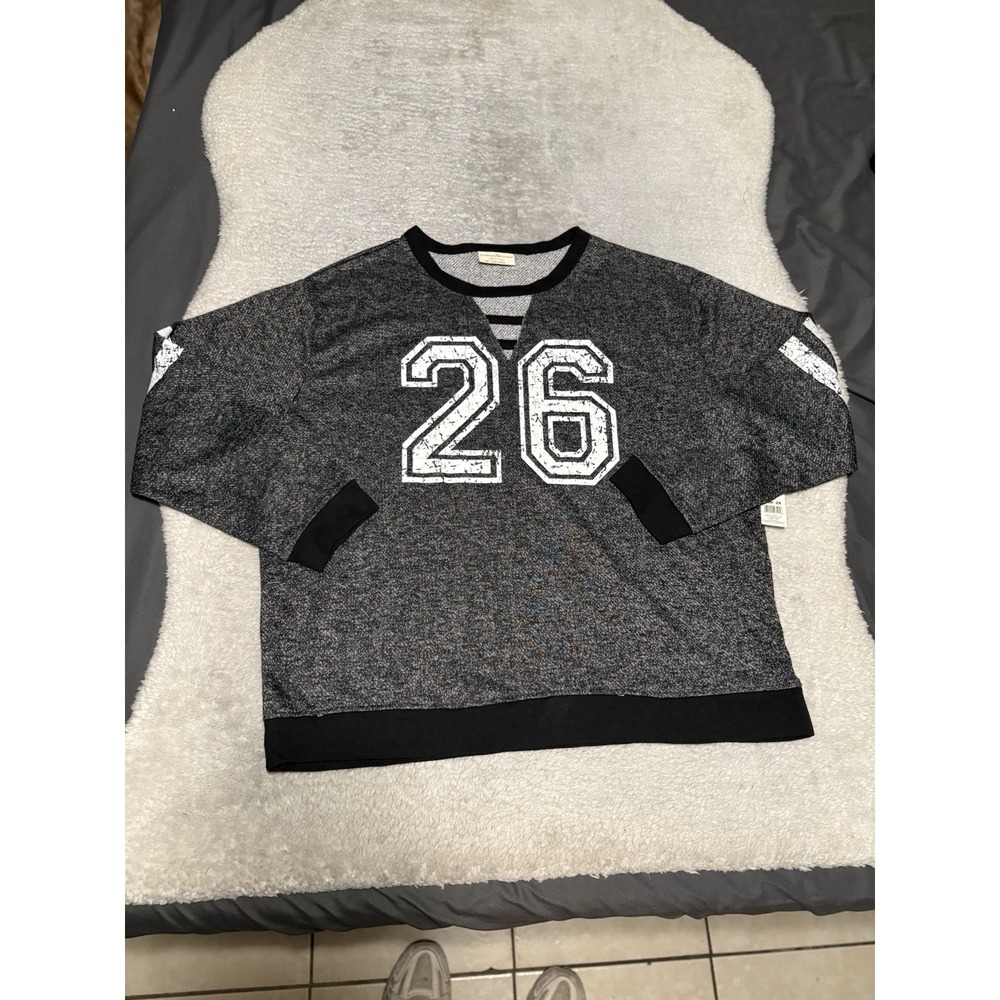 Bobbie Brooks Women 2X NWT Gray Cutout Varsity Jersey Sweatshirt 26 Graphic
